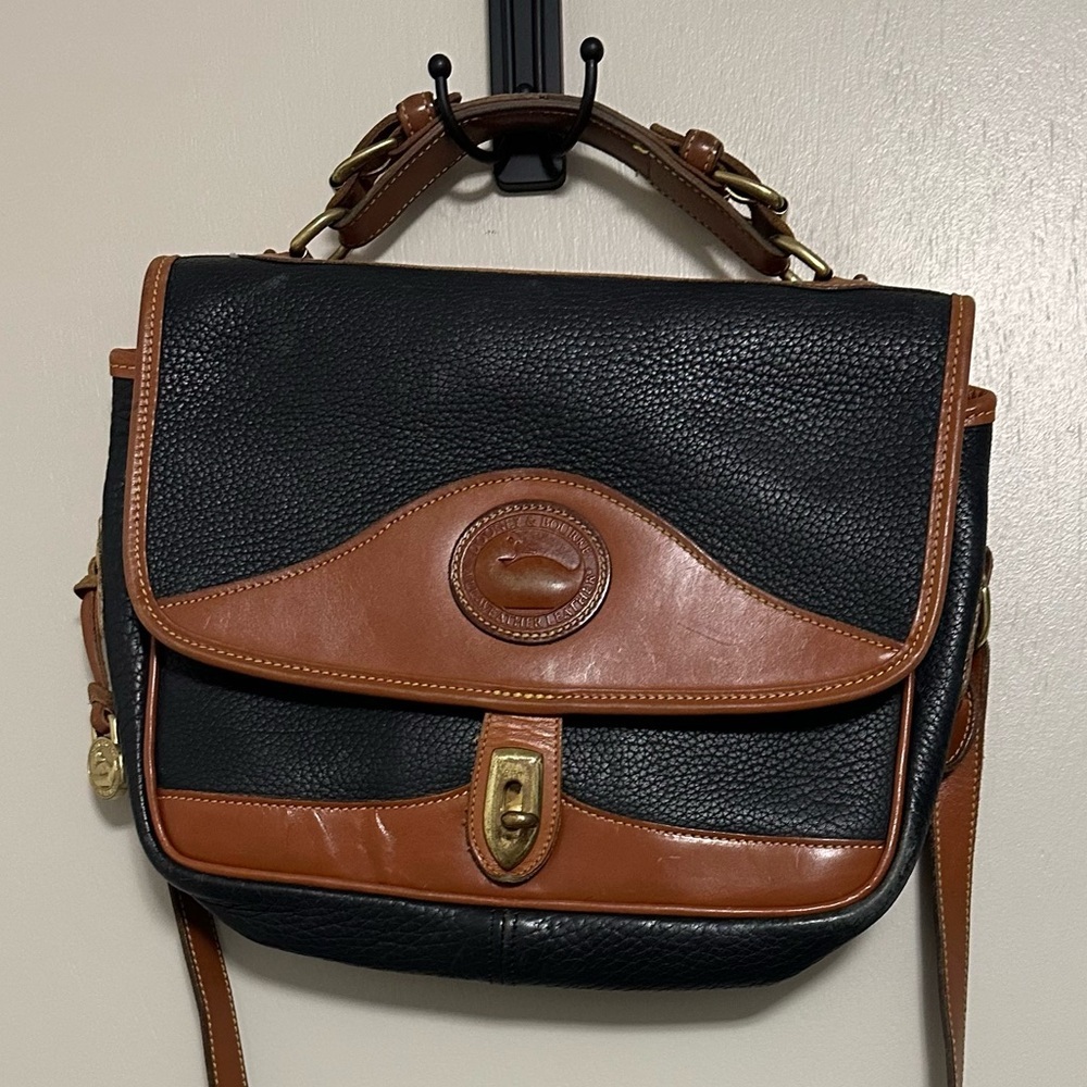 Vintage 90s Dooney and Burke leather crossbody